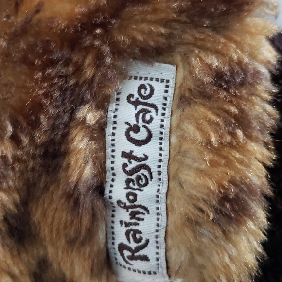 Soft Fuzzy Leopard Print Socks - Picture 2 of 2